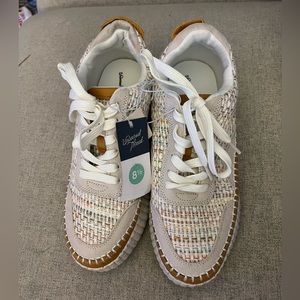 Universal thread Persephone multi colored sneakers